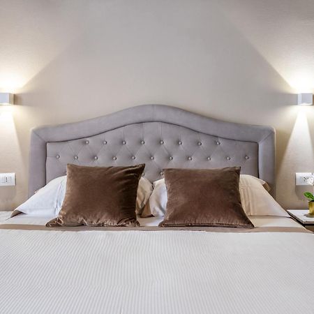 Santa Croce Luxury Suite - Dolcevita Holiday Floransa Dış mekan fotoğraf