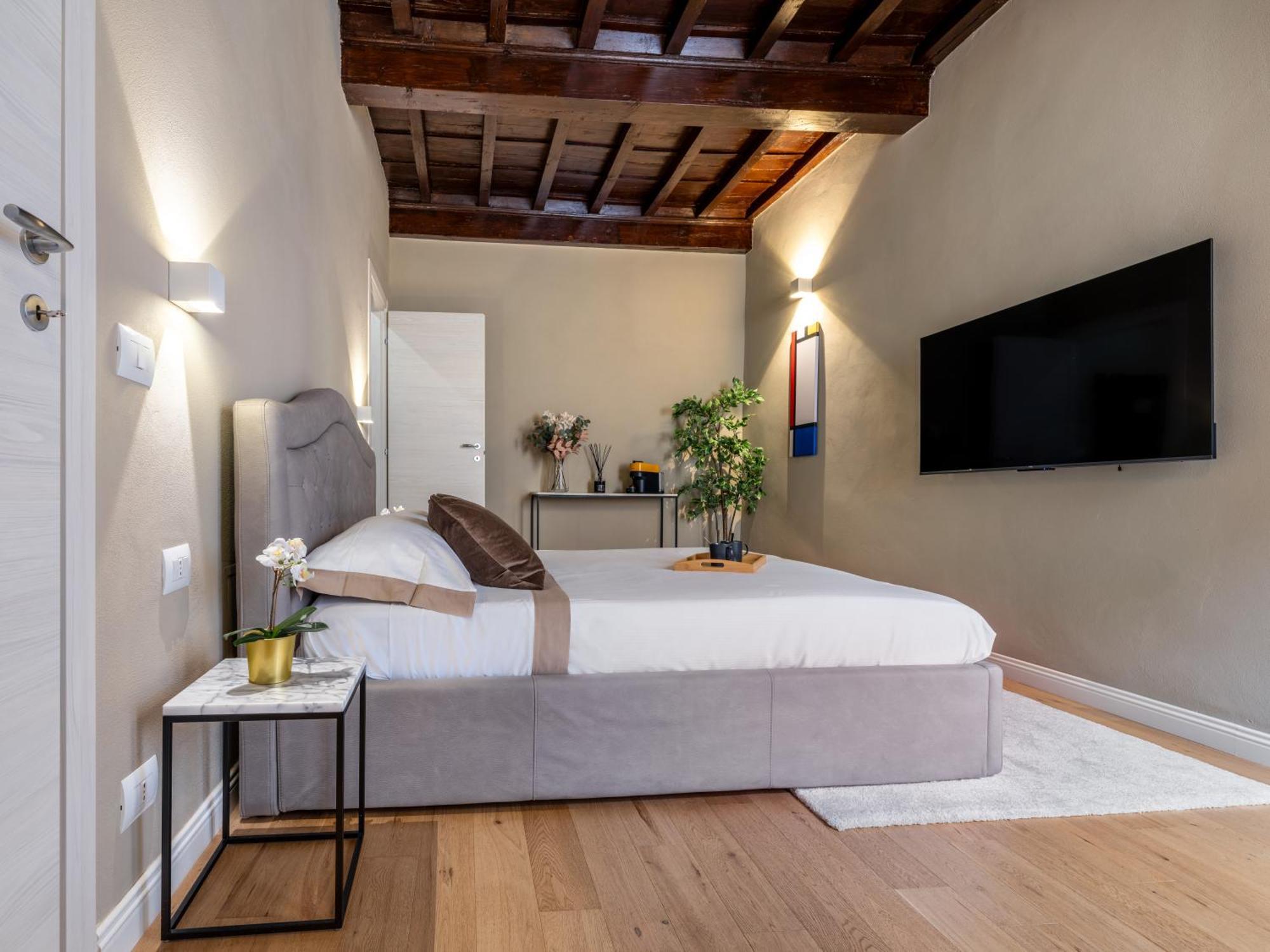 Santa Croce Luxury Suite - Dolcevita Holiday Floransa Dış mekan fotoğraf